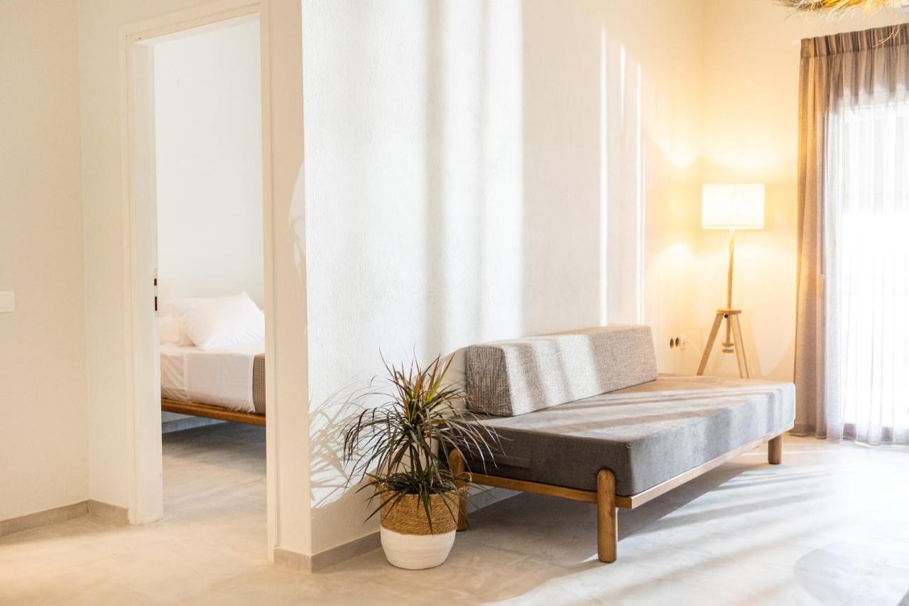 Dohos Skiathos Suites Ksanemos Екстер'єр фото